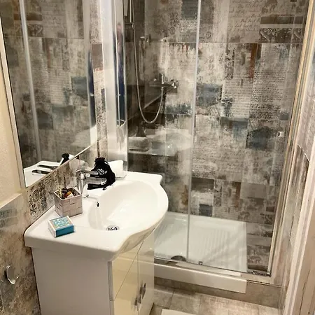 With Pool La Montaldina Piemonte