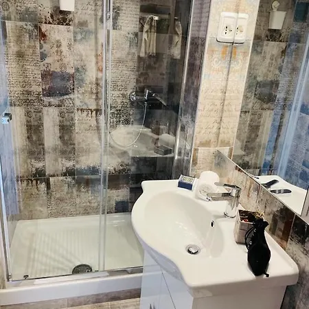 Guest house With Pool La Montaldina Piemonte 4*