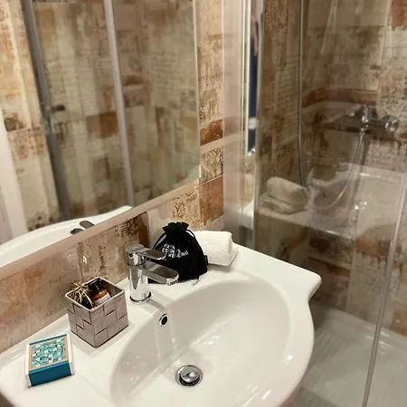 With Pool La Montaldina Piemonte Gasthuis