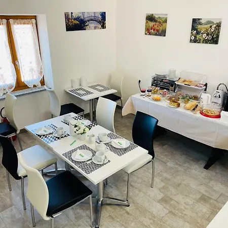 Guest house With Pool La Montaldina Piemonte 4*