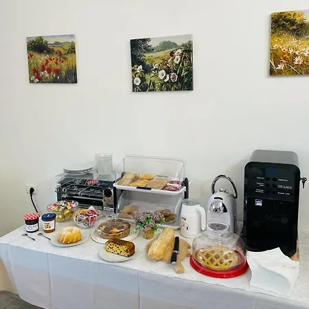 Gasthuis With Pool La Montaldina Piemonte 4*