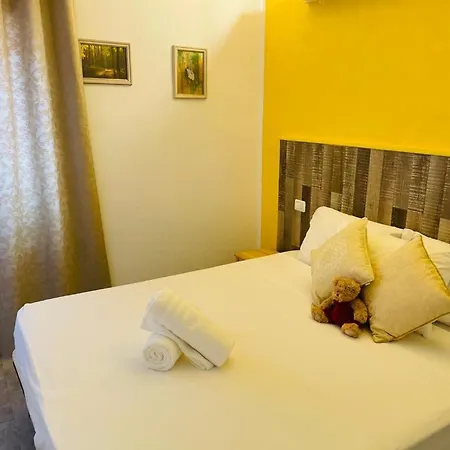 Guest house With Pool La Montaldina Piemonte