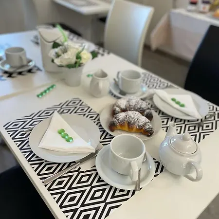 With Pool La Montaldina Piemonte